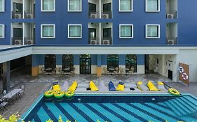 Cozy Blu Suvarnabhumi